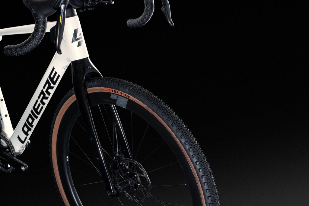 Vélo Gravel Lapierre Crosshill CF 8.0 AXS 2025