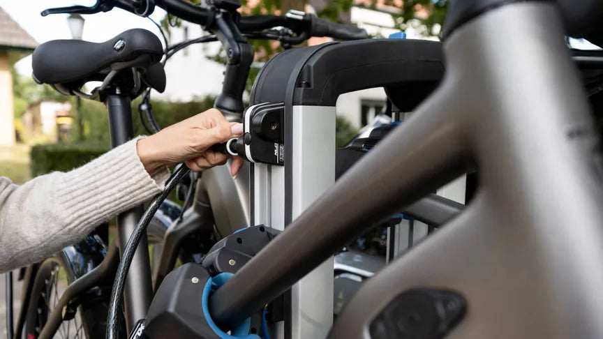 Porte Vélos sur Boule d'Attelage pour 2 vélos XLC Almada - WORK-E XTRA LED 2 EN 1 PLIANT