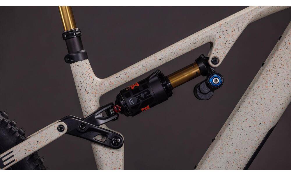 VTT Électrique Cube AMS Hybrid 177 C:62 SUPER TM 600X 2026
