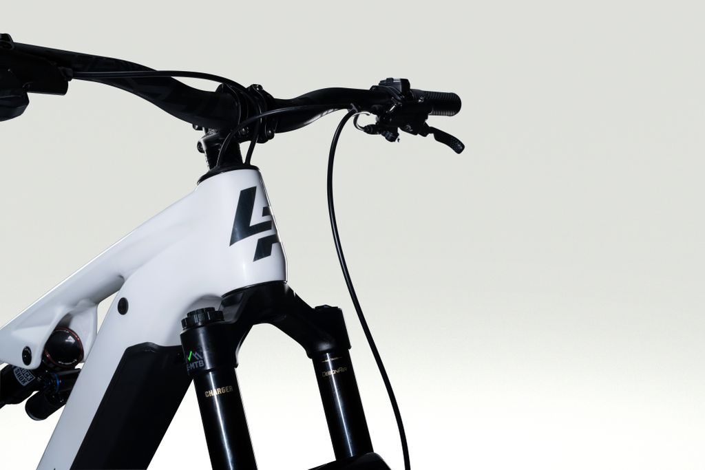 VTT Électrique Lapierre Overvolt AM CF 10.8 2026