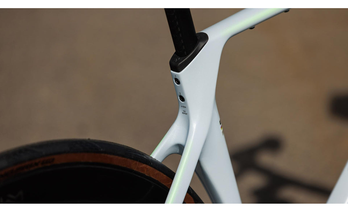 Vélo de Route Endurance Cube AGREE C:62 EX 2027