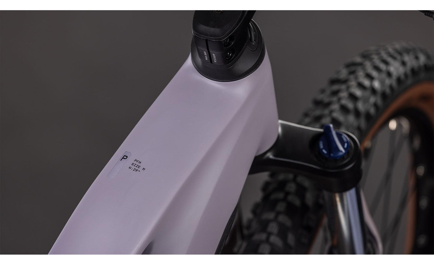 Cube REACTION HYBRID PERFORMANCE 600 2026