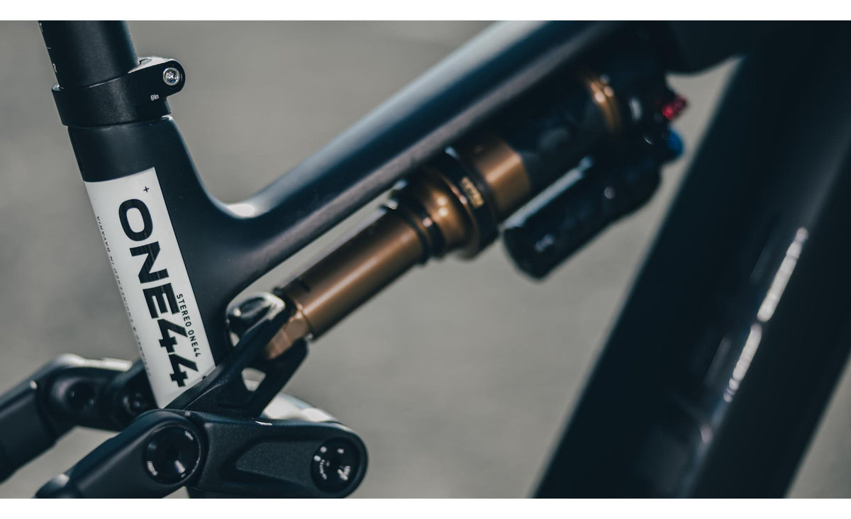 VTT Électrique Cube STEREO HYBRID ONE44 HPC AT 800 2027