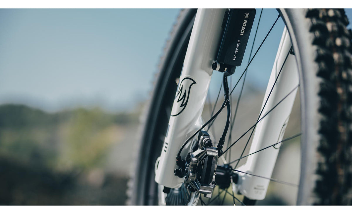 VTT Électrique Cube STEREO HYBRID ONE44 HPC AT 800 2027