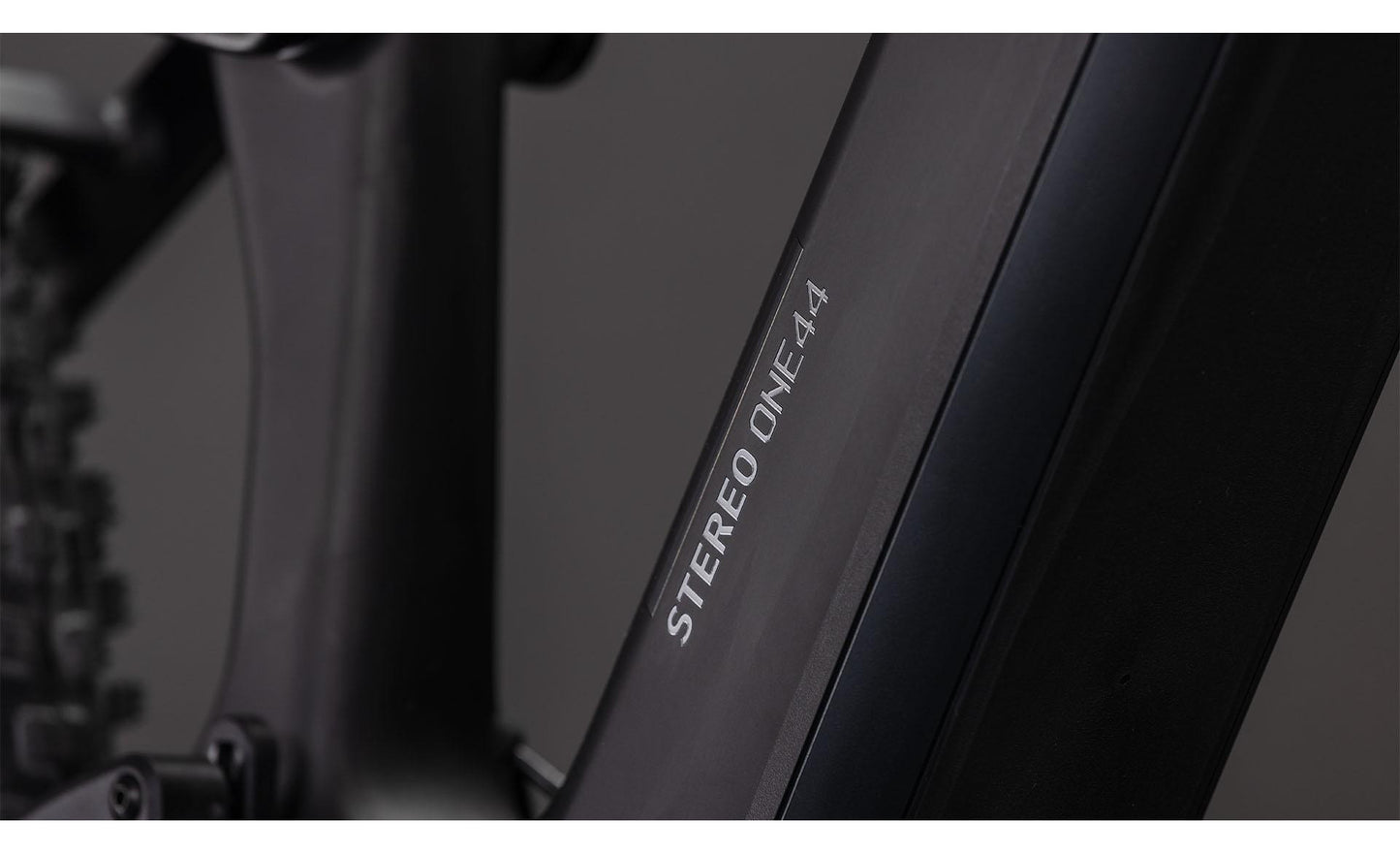 VTT Électrique Cube STEREO HYBRID ONE44 HPC RACE 800 2026