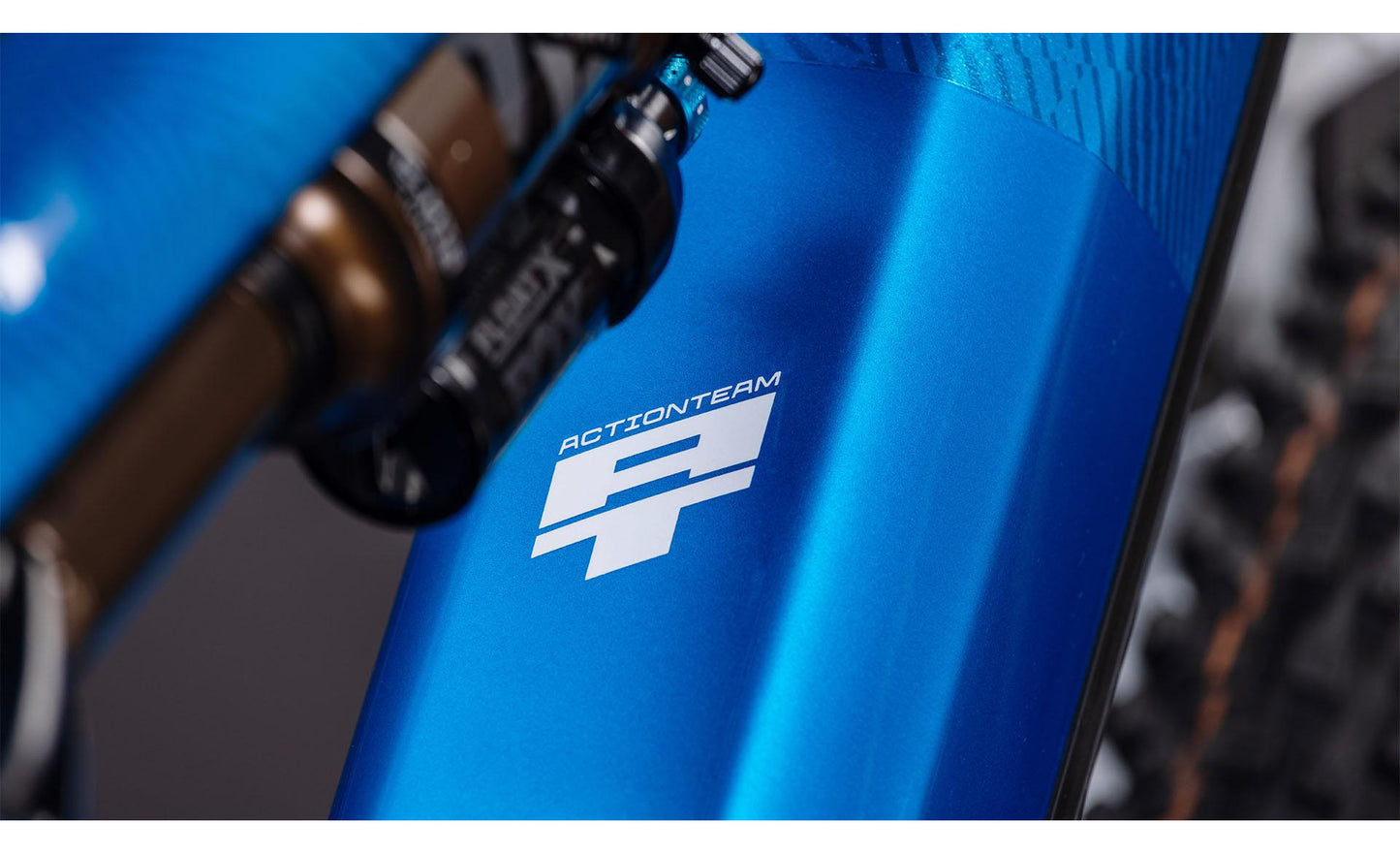 VTT Électrique Cube STEREO HYBRID ONE44 HPC AT 800 2026