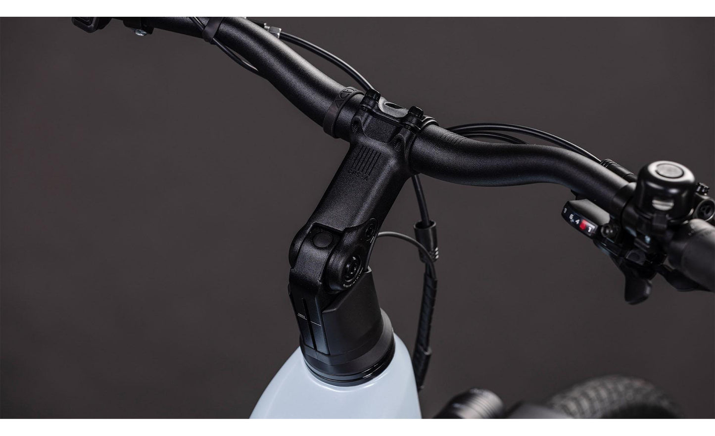 VTC Électrique Cube TOURING HYBRID ONE 600 2026